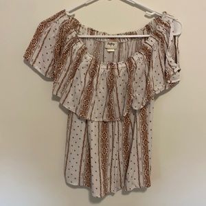 Day trip off the shoulder cropped shirt